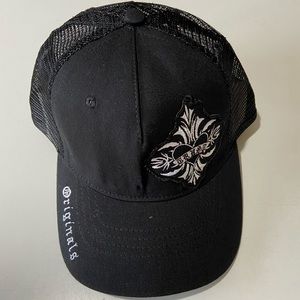 New! Von Dutch Black Trucker Hat